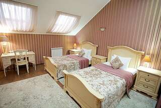 Отель Classic Армавир Стандарт с 2 отдельными кроватями-1
